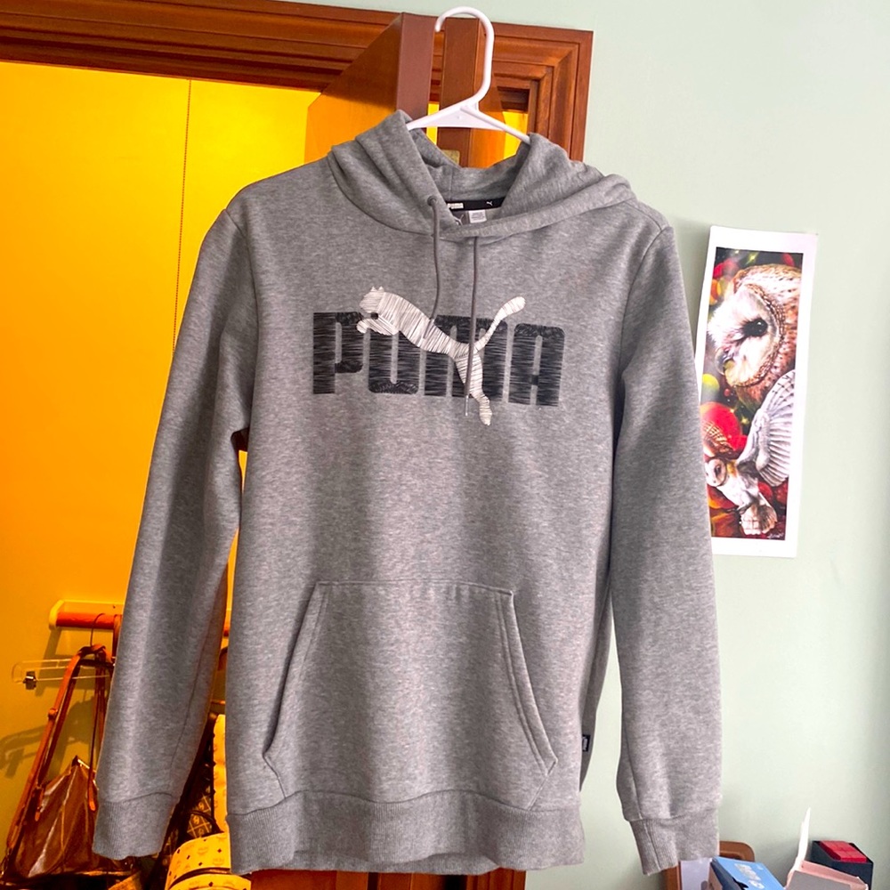 Gray black and white puma hoodie LIKE NEW!